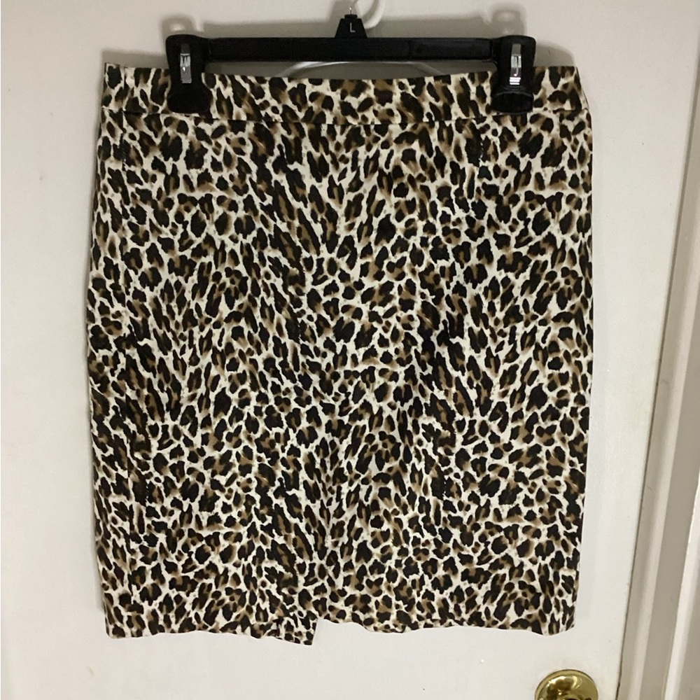 J. Crew leopard print “the pencil skirt” size 8
